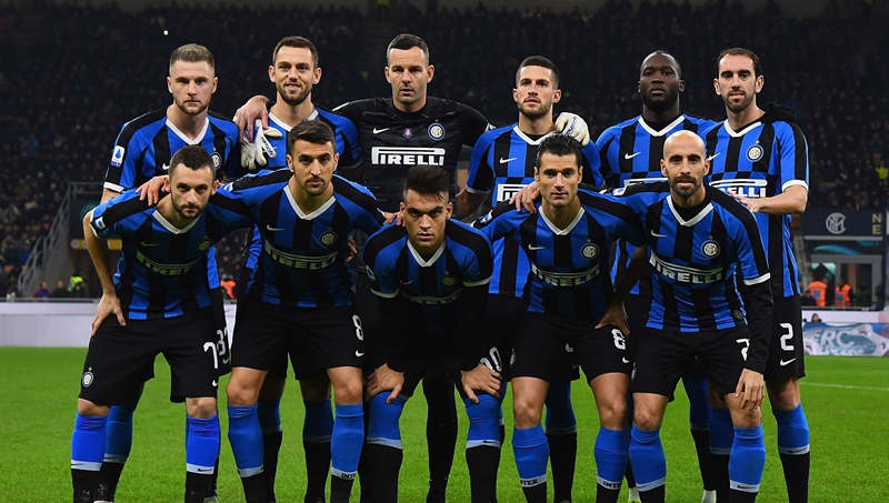 0-2！3-2！费内巴切女排夺冠瓦尔加斯MVP博斯科维奇24分难救主（从0-2到3-2，费内巴切女排逆转封冠：瓦尔加斯当选MVP，博斯科维奇砍24分无力回天）