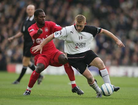 金牛的整体表现令人满意 竞争力丝毫不输CBA球队（金牛整体发挥出色，竞争力不逊于CBA球队）